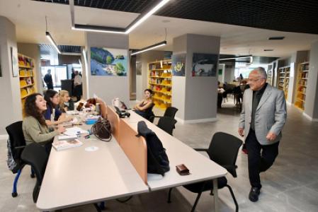 media-libraryXGm7fj