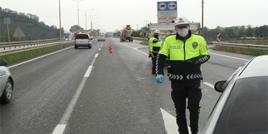 26 ARAÇ TRAFİKTEN MEN EDİLDİ