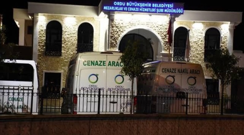 ACILAR PAYLAŞTIKÇA AZALIR