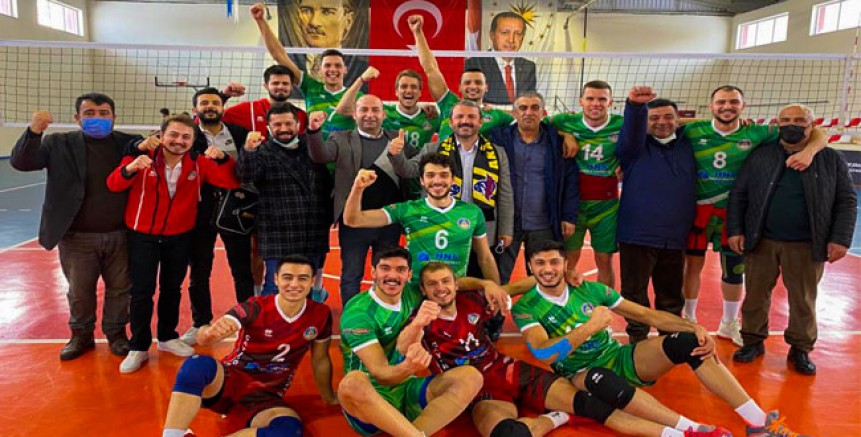 AKKUŞ BELEDİYESPOR’DAN MUHTEŞEM GERİ DÖNÜŞ