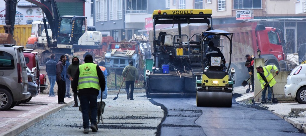 ALTINORDU BELEDİYESİ ÇALIŞMALARDA HIZ KESMİYOR