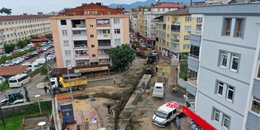ALTINORDU’DA ALT YAPI TAM GAZ DEVAM EDİYOR