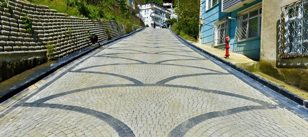 ALTINORDU’NUN TARİHİ SOKAKLARI TÜM İHTİŞAMIYLA YENİDEN DOĞDU