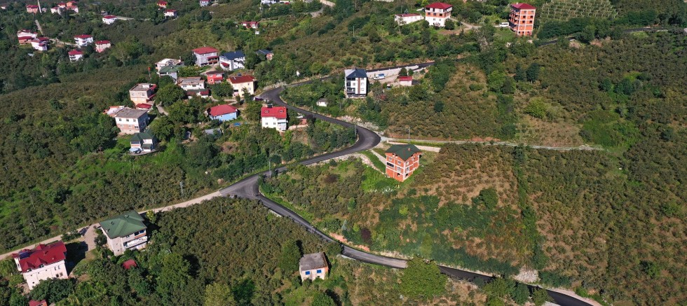 ALTINORDU YILDIZLI’DA SICAK ASFALT SEVİNCİ