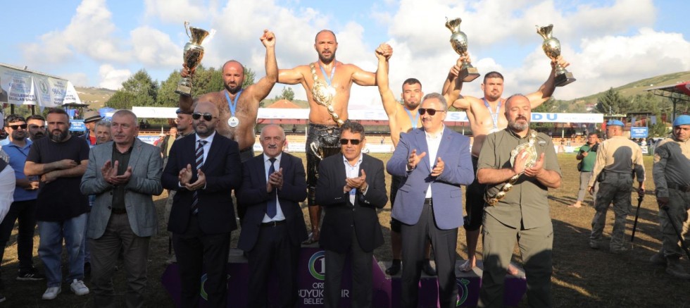 AYBASTI FESTİVALLE COŞTU