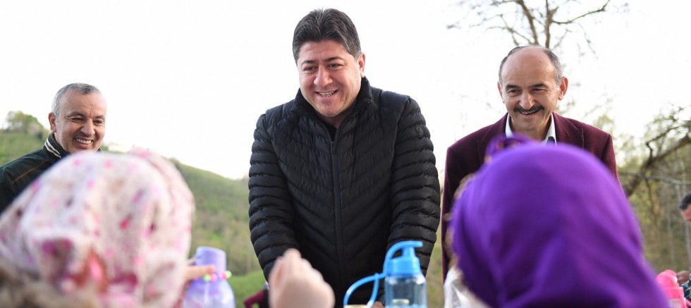 BAŞKAN AŞKIN TÖREN ALTINORDULULAR İLE GÖNÜL SOFRALARINDA BİR ARADA