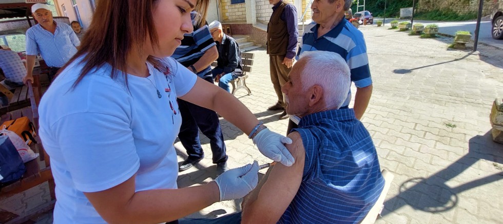 BAŞKAN AŞKIN TÖREN İNSAN ODAKLI HİZMETLERİYLE GÖNÜLLERİ FETHETMEYE DEVAM EDİYOR
