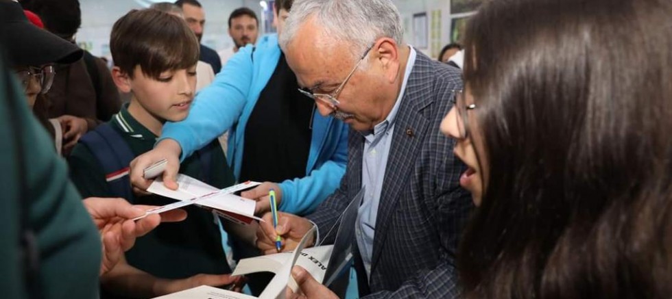BAŞKAN GÜLER: “DOLU DOLU ON GÜN GEÇİRDİK” 