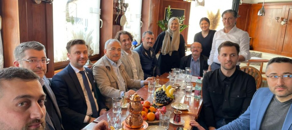 BAŞKAN GÜLER’E AVRUPA’DA SEVGİ SELİ 
