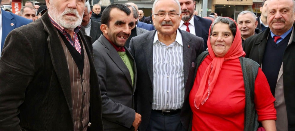 BAŞKAN GÜLER’E GÜRGENTEPE’DE SEVGİ SELİ