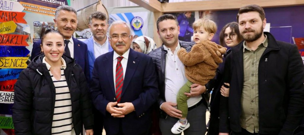 BAŞKAN GÜLER’E SEVGİ SELİ
