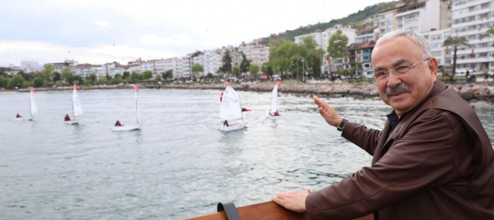 BAŞKAN GÜLER, MAYIS 7’SİNİ VATANDAŞLARLA KUTLADI