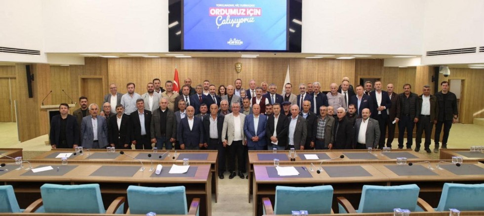 BAŞKAN GÜLER, PERŞEMBE HEYETİNİ AĞIRLADI