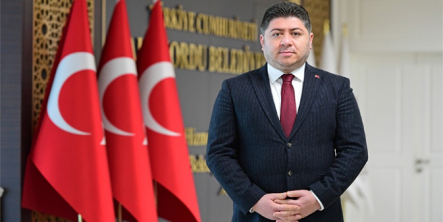 BAŞKAN TÖREN’DEN BERAT KANDİLİ MESAJI