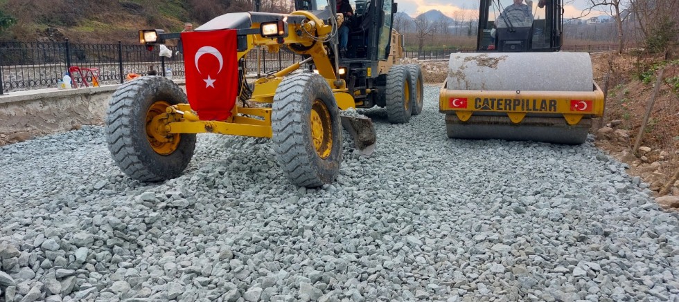BAŞKAN TÖREN HİZMETLERİYLE GÖNÜLLERDE VE DUALARDA