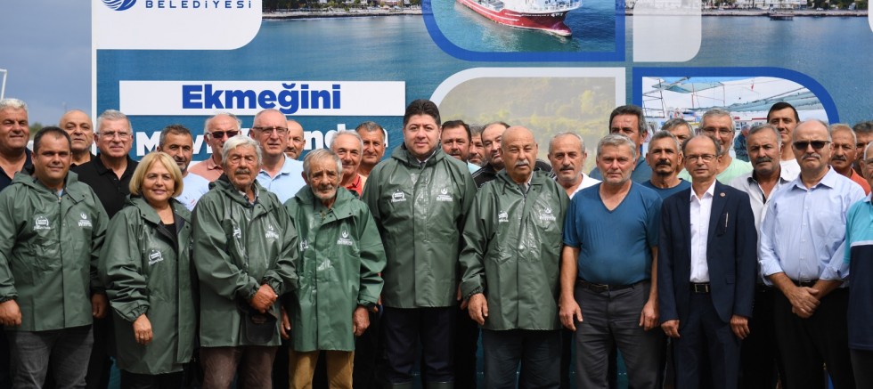 BAŞKAN TÖREN MAVİ VATANIN EMEKÇİLERİ İÇİN BİR KEZ DAHA VİRA BİSMİLLAH DEDİ