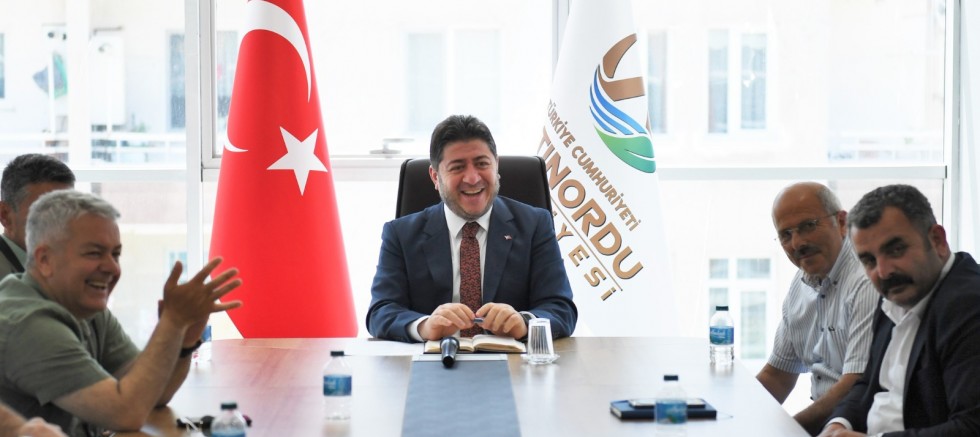 BAŞKAN TÖREN MUHTARLARLA BİR ARAYA GELDİ