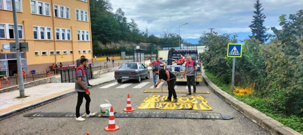 BU ÇİZGİLERE DİKKAT EDİN 