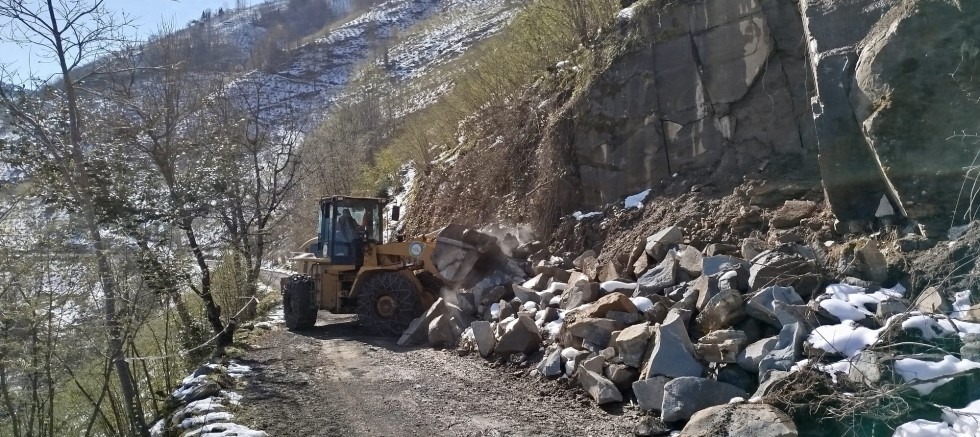 BÜYÜKŞEHİR HEYELAN İLE MÜCADELESİNİ SÜRDÜRÜYOR