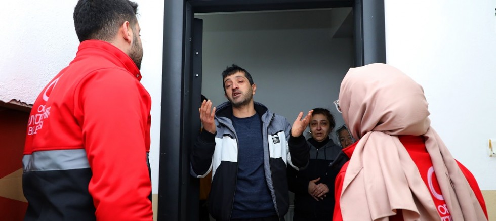 BÜYÜKŞEHİR ORDU’YA GELEN DEPREMZEDELER İÇİN SEFERBER 