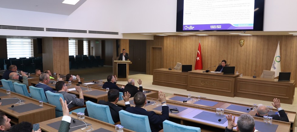BÜYÜKŞEHİR YETİŞTİRİYOR, ÜRETİCİ KAZANIYOR 