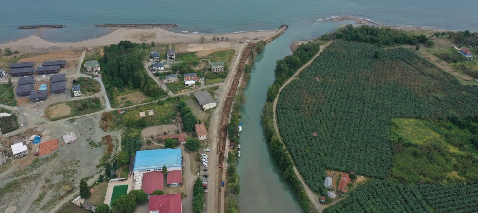 BÜYÜKŞEHİRDEN GÜLYALI’YA MODERN PARK 