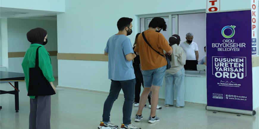 BÜYÜKŞEHİRDEN ÜNİVERSİTE ÖĞRENCİLERİNE JEST!