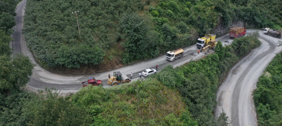 BÜYÜKŞEHRİN YOL SEFERBERLİĞİ SÜRÜYOR