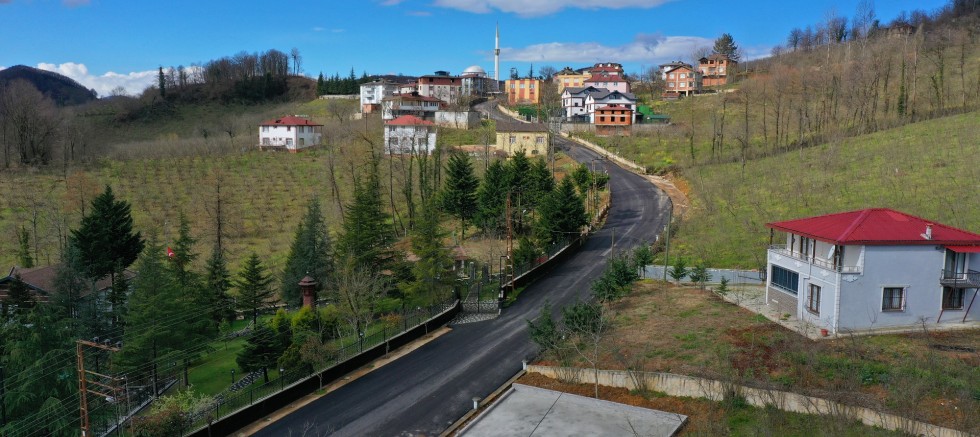 ÇATALPINAR’DA SICAK ASFALT SEVİNCİ