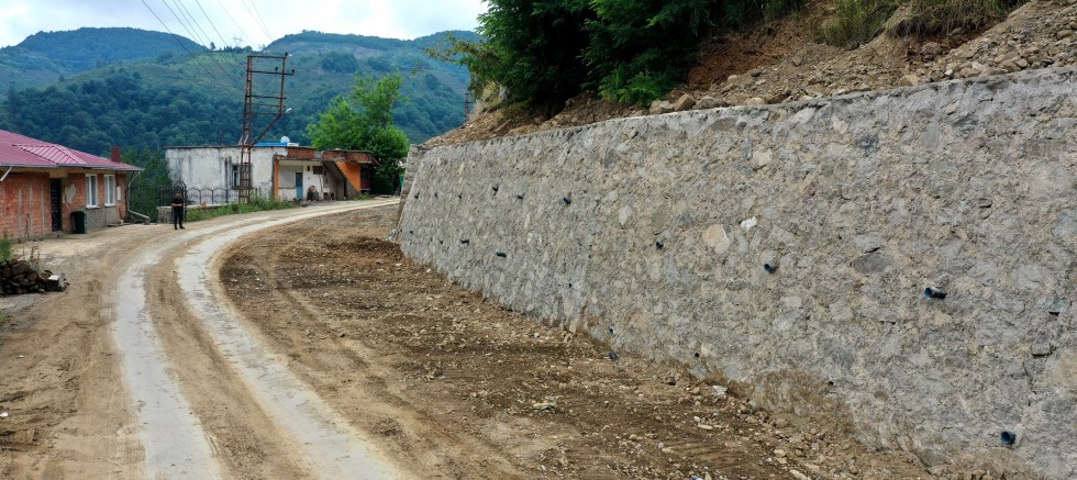 ÇİSELİ ŞELALESİNE GÜVENLİ YOL