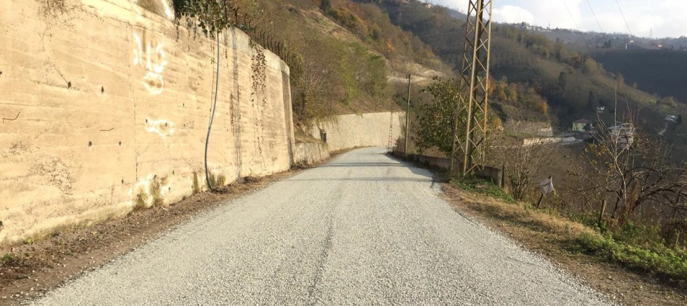 ESKİ MESUDİYE YOLU ASFALTLA BULUŞTU
