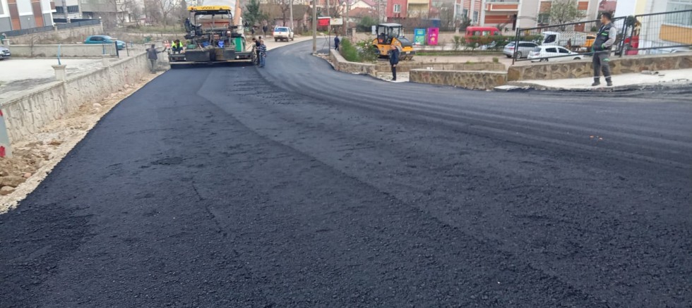 FATSA’NIN EN UZUN DOLMUŞ HATTI SICAK ASFALTA KAVUŞUYOR