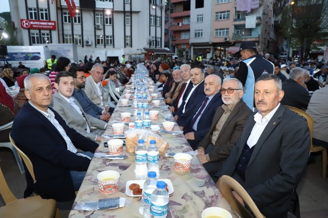 İKİZCE’DE RAMAZAN ÇOŞKUSU