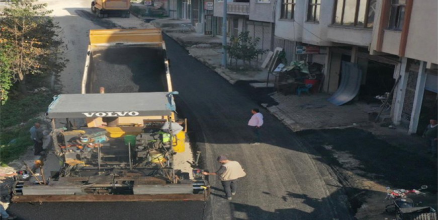 KUMRU’NUN MERKEZİNE ‘SICAK ASFALT’ KONFORU