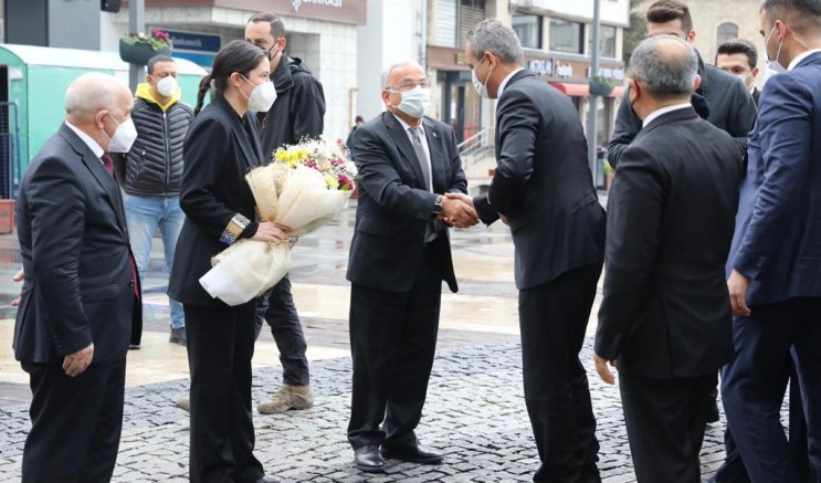MİLLİ EĞİTİM BAKANI MAHMUT ÖZER, BAŞKAN GÜLER’İ ZİYARET ETTİ 
