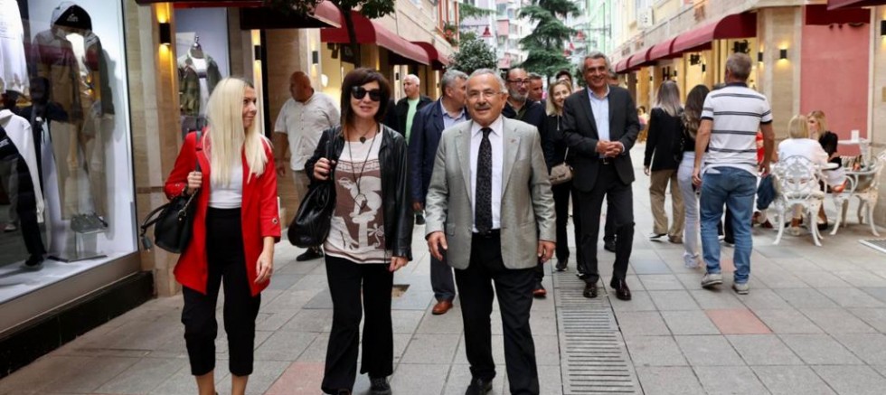 MİLLİYET KÖŞE YAZARLARI ORDU’DA 