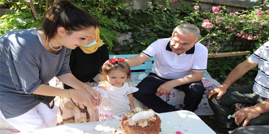 MİNİK ELİF LİNA’NIN KÜMESİ, BAŞKAN GÜLER’İN SÜRPRİZ İLE YENİDEN ŞENLENDİ