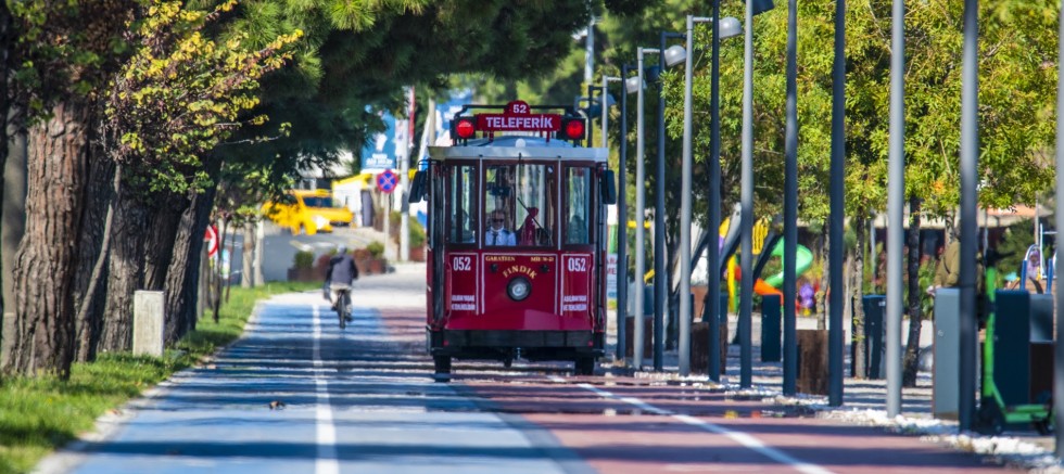 NOSTALJİK TRAMVAY BÜYÜK BEĞENİ TOPLUYOR