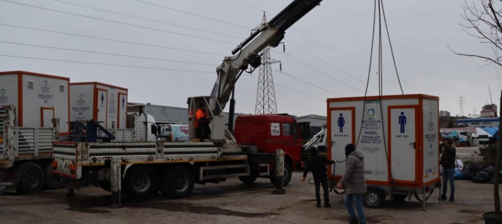 ORDU BÜYÜKŞEHİR TÜM İMKANLARI İLE DEPREM BÖLGESİNDE 