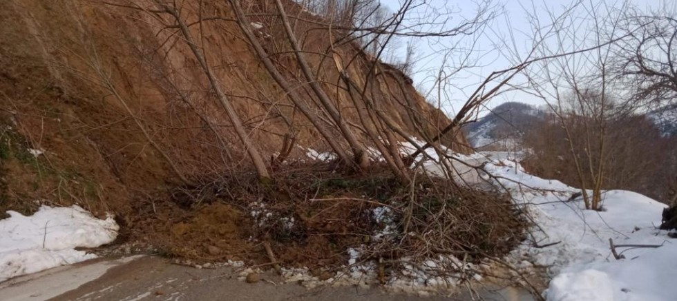 ORDU’DA ERİYEN KAR HEYELANLARA SEBEP OLDU