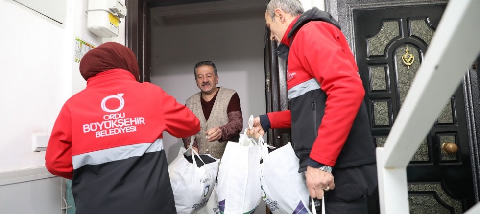 ORDU’YA GELEN DEPREMZEDELER BÜYÜKŞEHİR’E EMANET