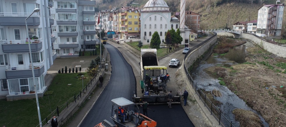 PERŞEMBE’NİN YOL VE SU SORUNLARI ÇÖZÜLÜYOR