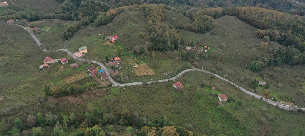 ÜNYE ÇATAK MAHALLESİ’NDE ASFALT ÇALIŞMASI SÜRÜYOR