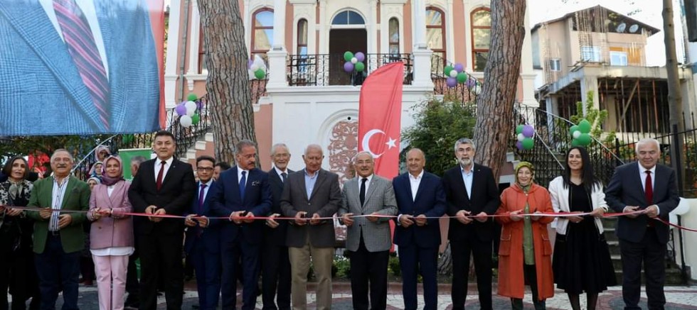 ÜNYE’NİN ASIRLIK KONAĞI HİZMETE AÇILDI