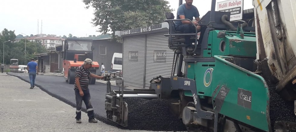 ÜNYE SANAYİ SİTESİ’NE SICAK ASFALT