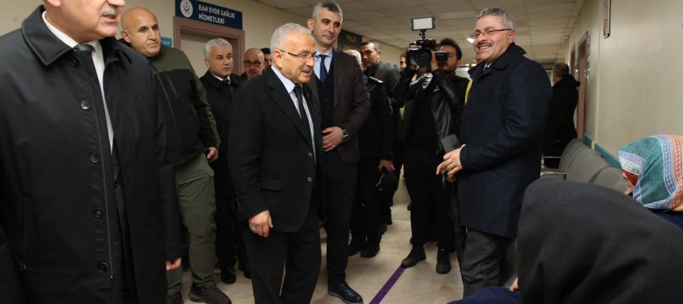 VALİ EROL VE BAŞKAN GÜLER YILBAŞI MESAİSİNDE