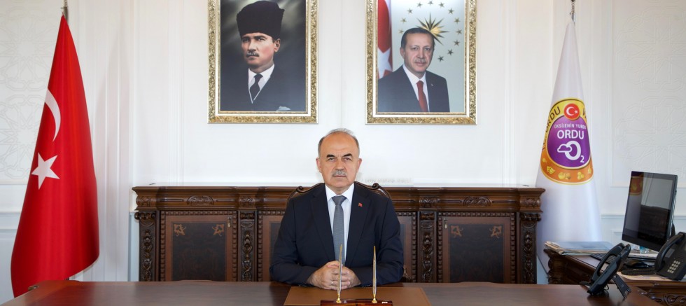 VALİ  MUAMMER EROL’UN KURBAN BAYRAMI MESAJI