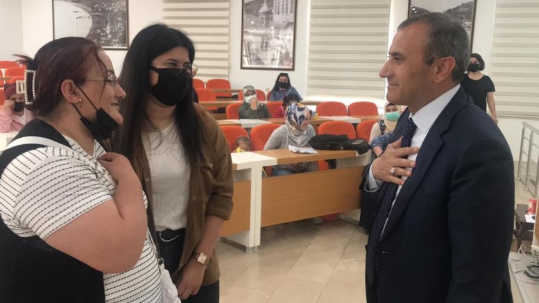 VALİ SONEL, “HER DAİM SİZLERİN YANINDAYIZ”