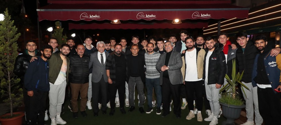 VALİ SONEL, ORDUSPOR FUTBOL TAKIMIYLA BİR ARAYA GELDİ