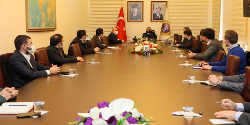 VALİ SONEL, “REHAVETE KAPILMAK YOK”
